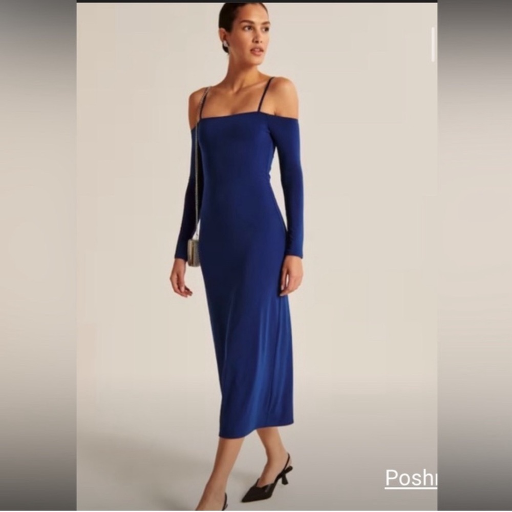 NWT Abercrombie and Fitch Blue Off-The-Shoulder Midi Dress Size S